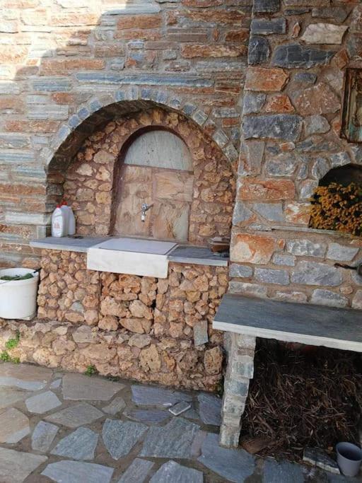 Villa Παραθαλασσιο Σπιτι Στην Εξοχη Tsakei Esterno foto