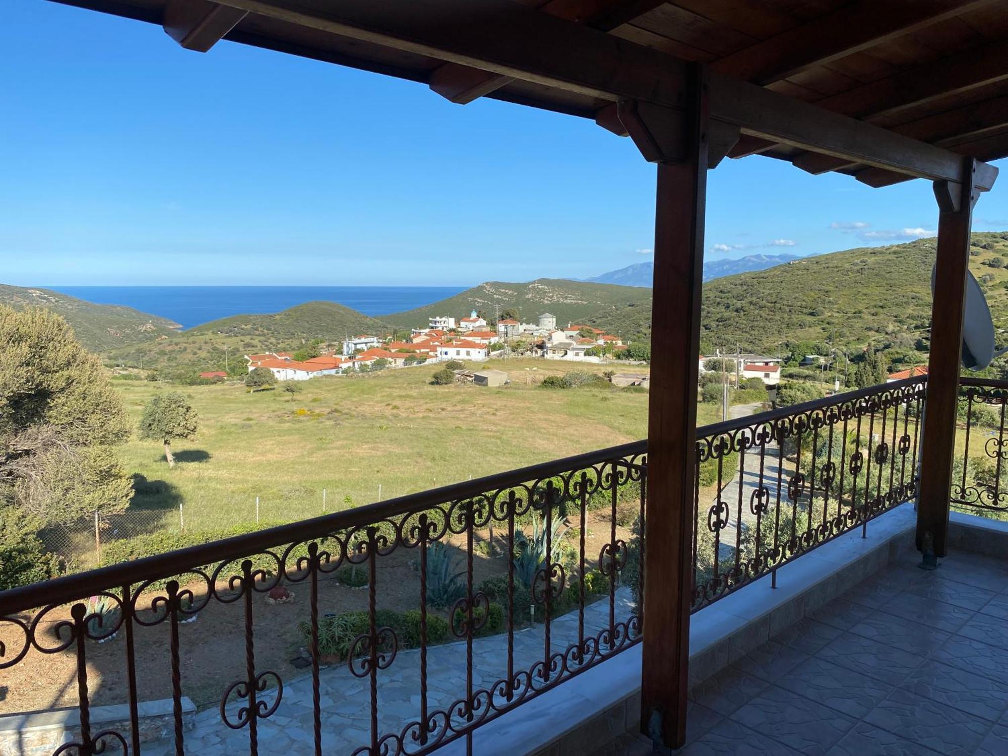 Villa Παραθαλασσιο Σπιτι Στην Εξοχη Tsakei Esterno foto