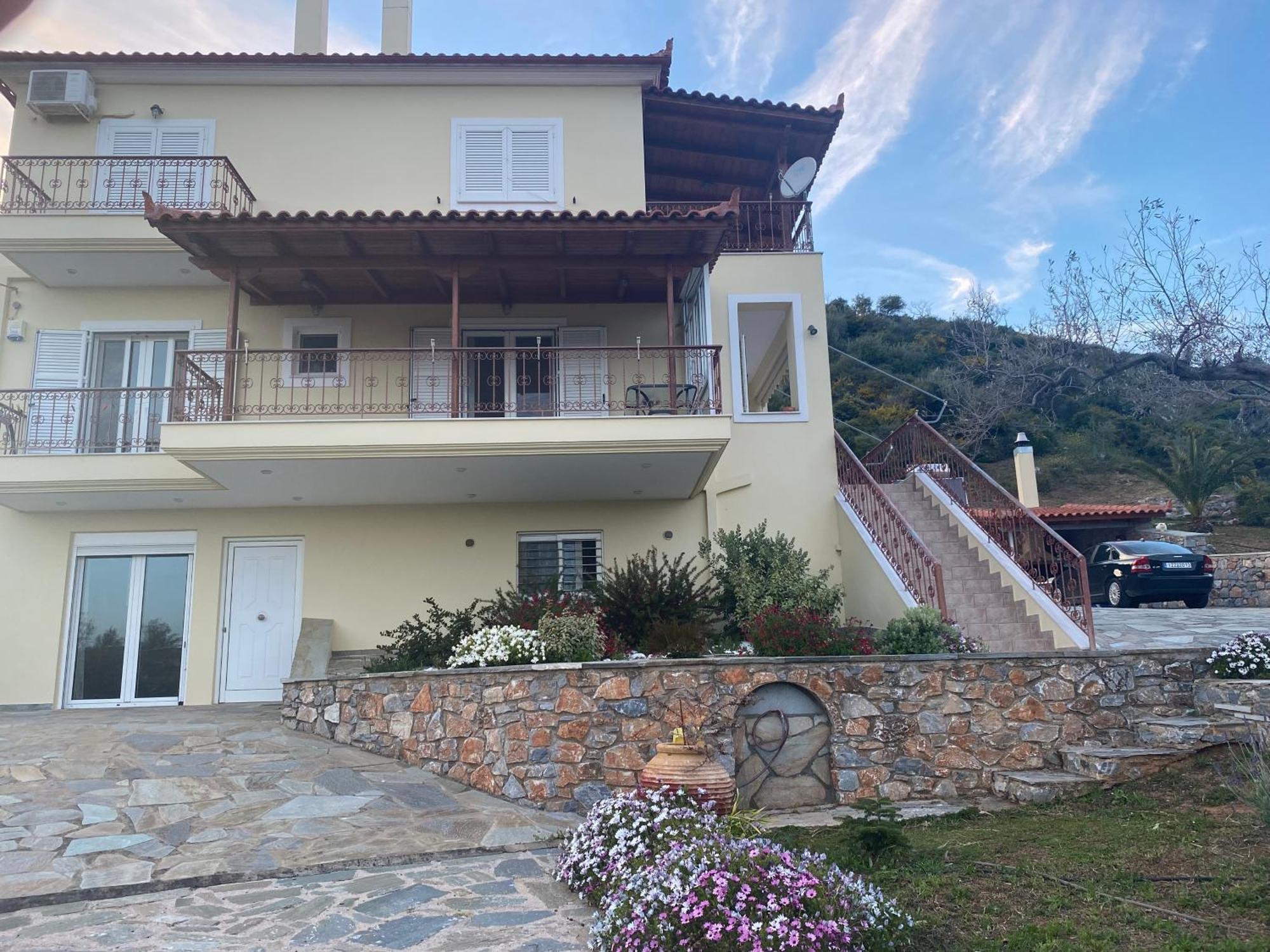 Villa Παραθαλασσιο Σπιτι Στην Εξοχη Tsakei Esterno foto